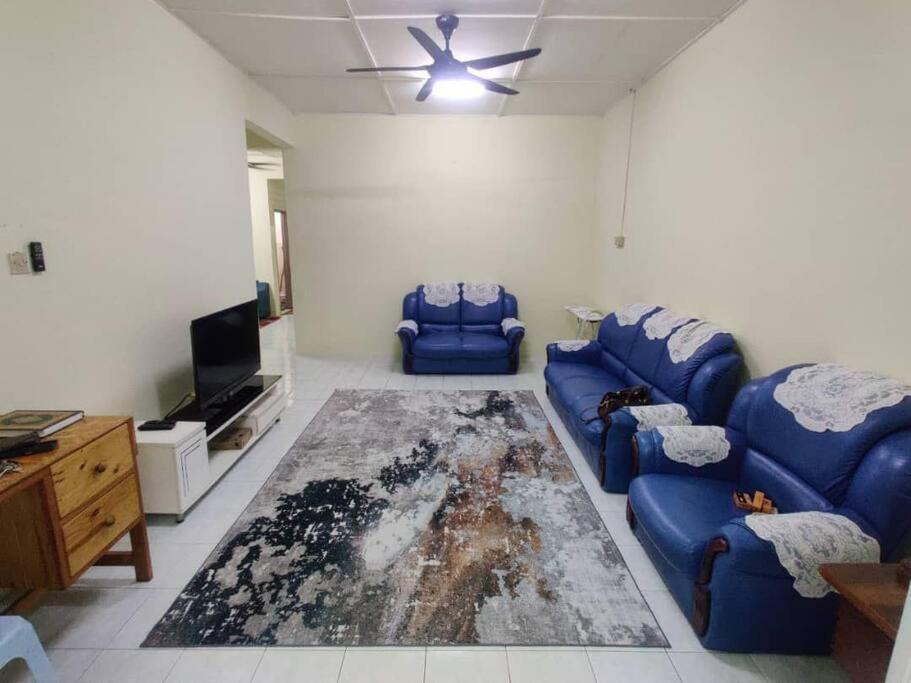 Adeeba Homestay Kuantan Exteriör bild